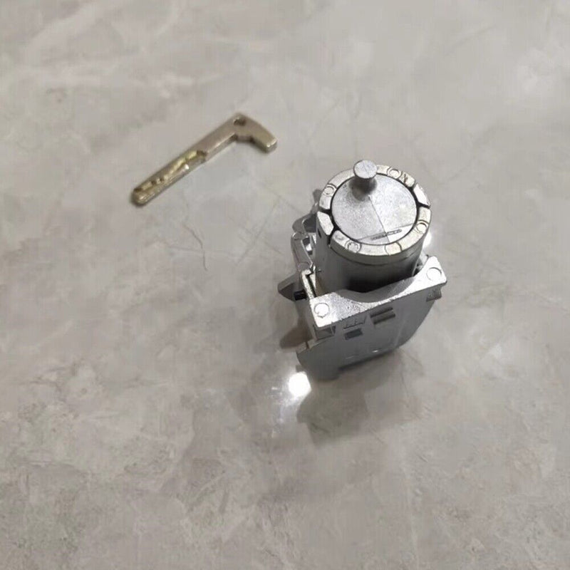 Front Left Door Lock w/ Key Blade Cylinder for Mercedes-Benz 2012-2015 W166 ML
