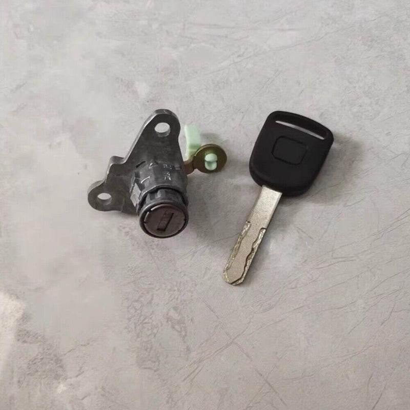 Vendo serratura porta anteriore sinistra con cilindro lama chiave per Honda...