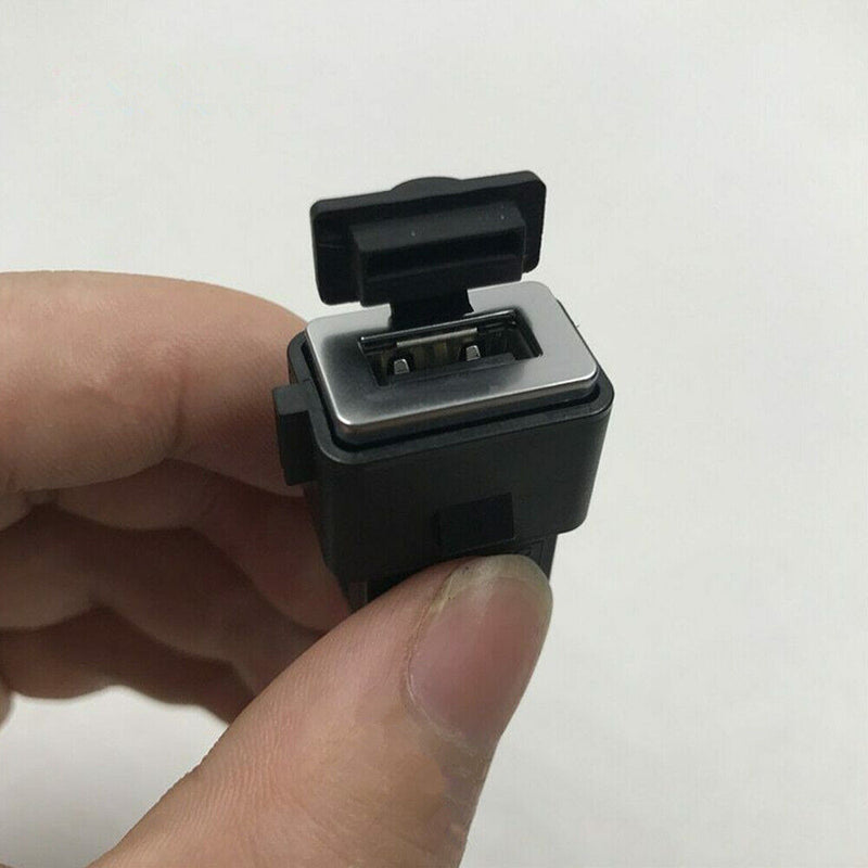 USB interface socket Jack 30775252 For Volvo S80 S80L S60 XC60 S40 C30 V60