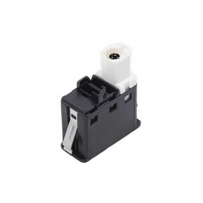 84109237653 Audio USB Charge Auxiliary Jack for BMW 1er E82 E87LCI E88 2008-2012