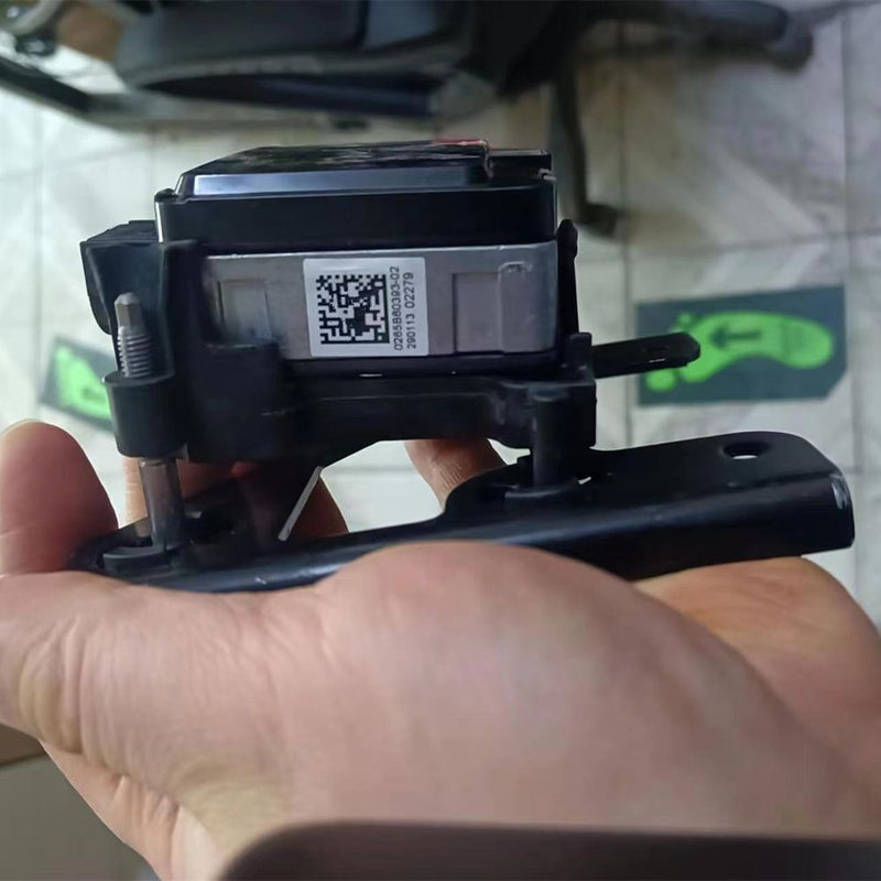 5Q0907561A Sensore radar anteriore ACC Cruise Distance Lane per SKODA RAPID 2...